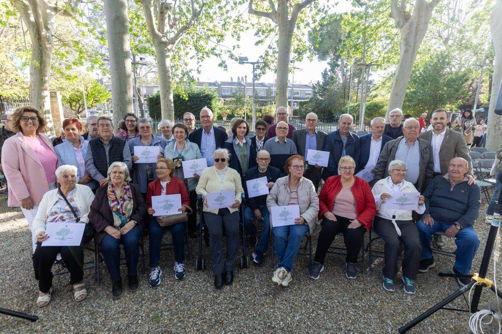 L'Ajuntament ret homenatge a les persones que celebren els 80 anys aquest 2026