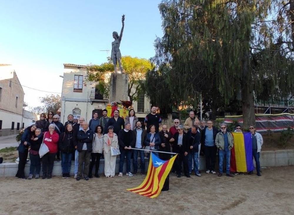 Ofrena conjunta a Cerdanyola per commemorar els 95 anys de la República