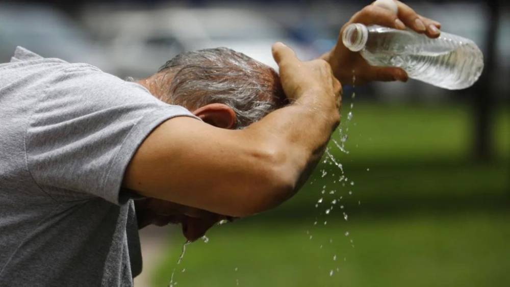 Salut estrena al SIVIC una eina pionera per monitorar la morbimortalitat atribuïble a la calor