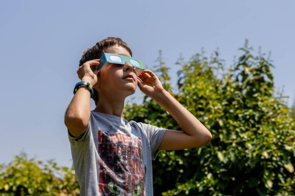 Les ulleres per veure l'eclipse s'han esgotat al PEM Guiera i Masia Can Serraparera
