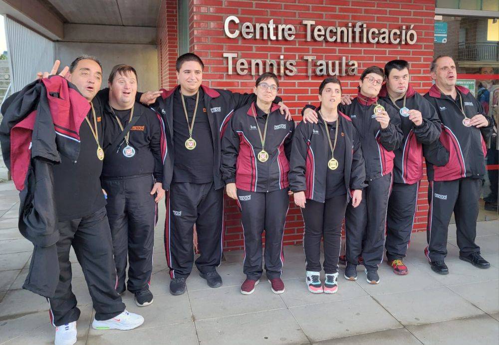 Vuit medalles per ASPADI en el Campionat de Catalunya de tenis taula