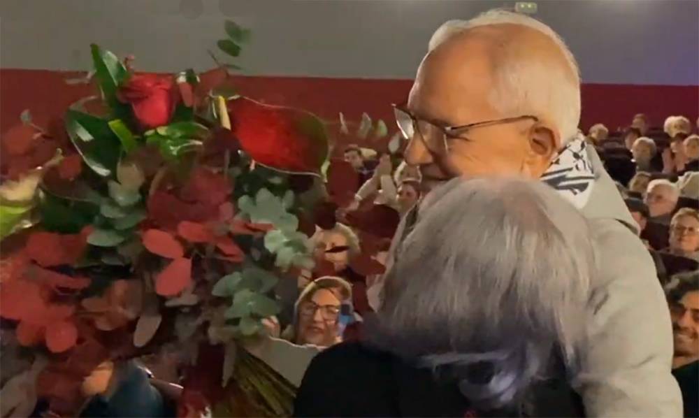 Xiscnèfils homenatja Jordi Mena i el nomena president honorífic