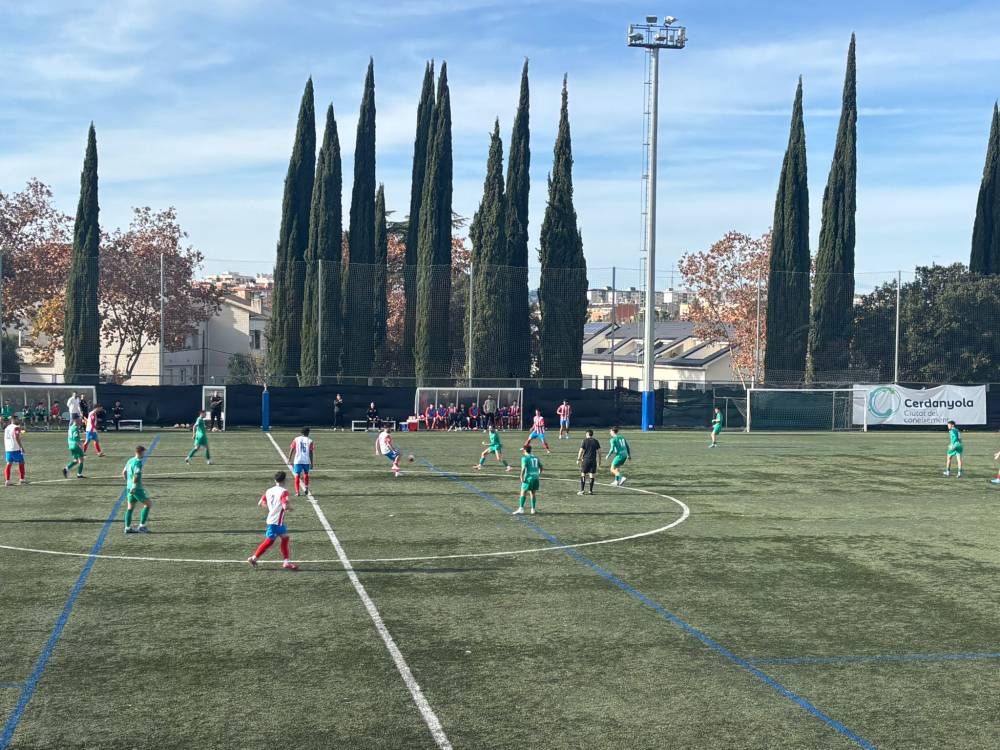 La pilota aturada castiga al Cerdanyola FC i els tres punts marxen a Manresa (0-2)