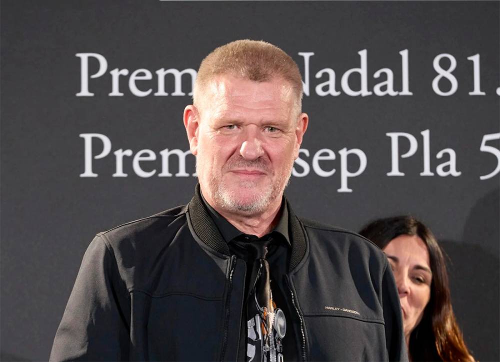 David Bueno tanca el Cafè amb lletres de 2025 amb L’art de ser humans