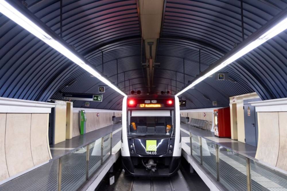 Ferrocarrils adapta el servei a les festes de Nadal i de Cap d'Any