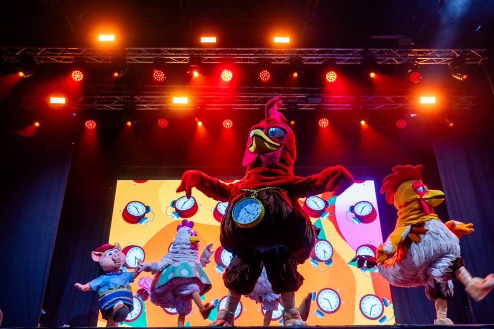 La Granja de Zenón esquiva la pluja i fa gaudir als més petits de la ciutat