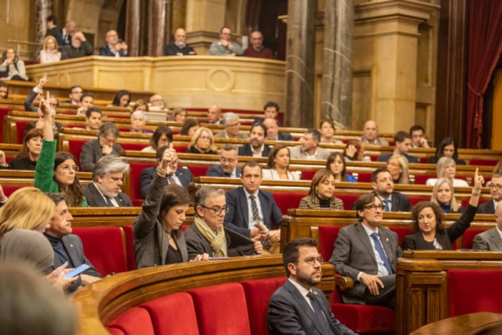 Els Ajuntaments podran iniciar el procés per desnonar ocupes conflictius de pisos de bancs