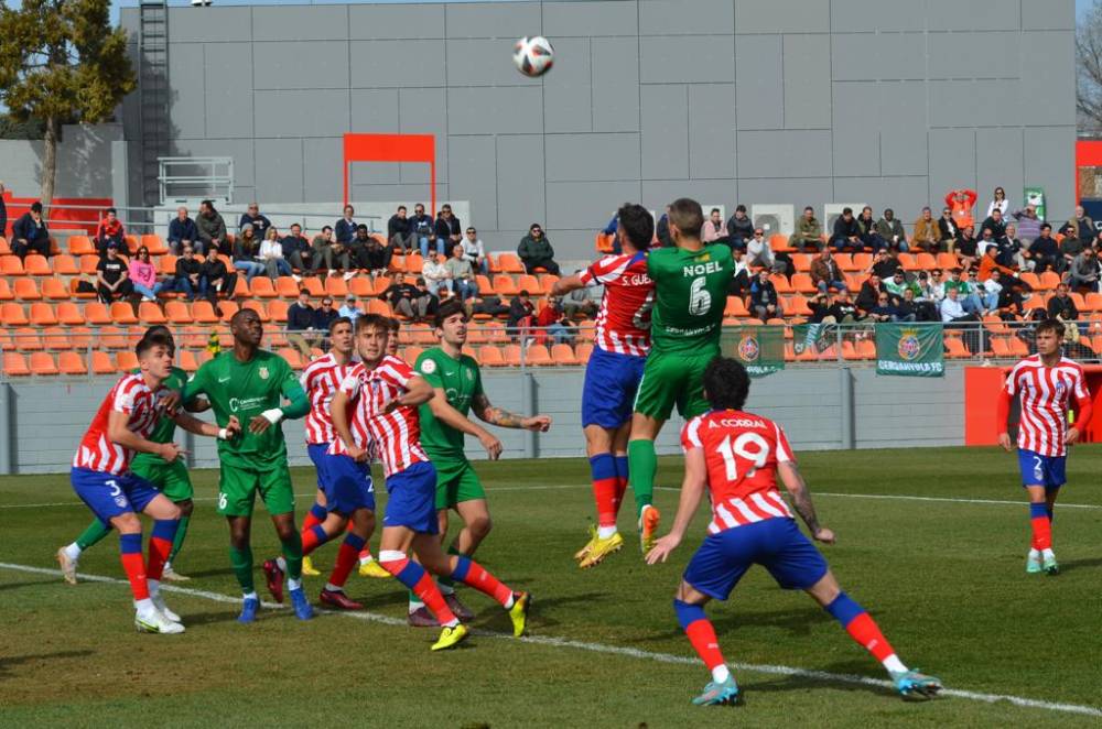 El Cerdanyola FC sucumbeix contra l'Atlético B