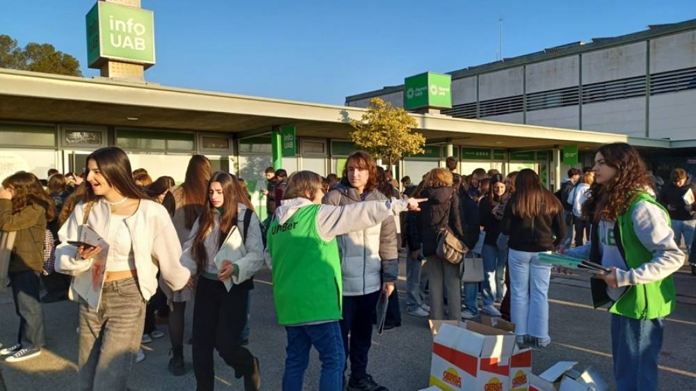 Més de 24.000 alumnes visiten la UAB en les Jornades de Portes Obertes 2025