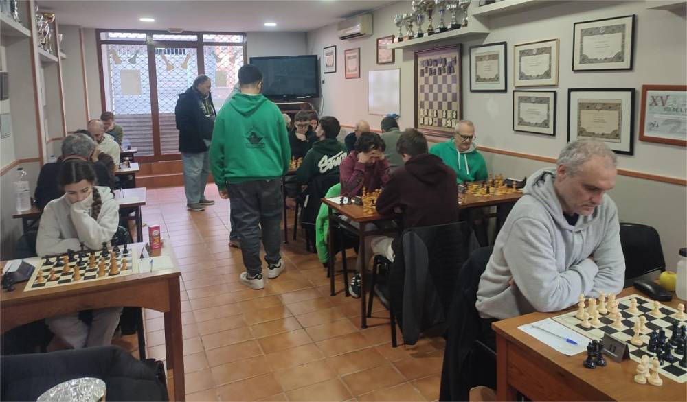 Jornada positiva pel Club d'Escacs Cerdanyola en Lliga Catalana