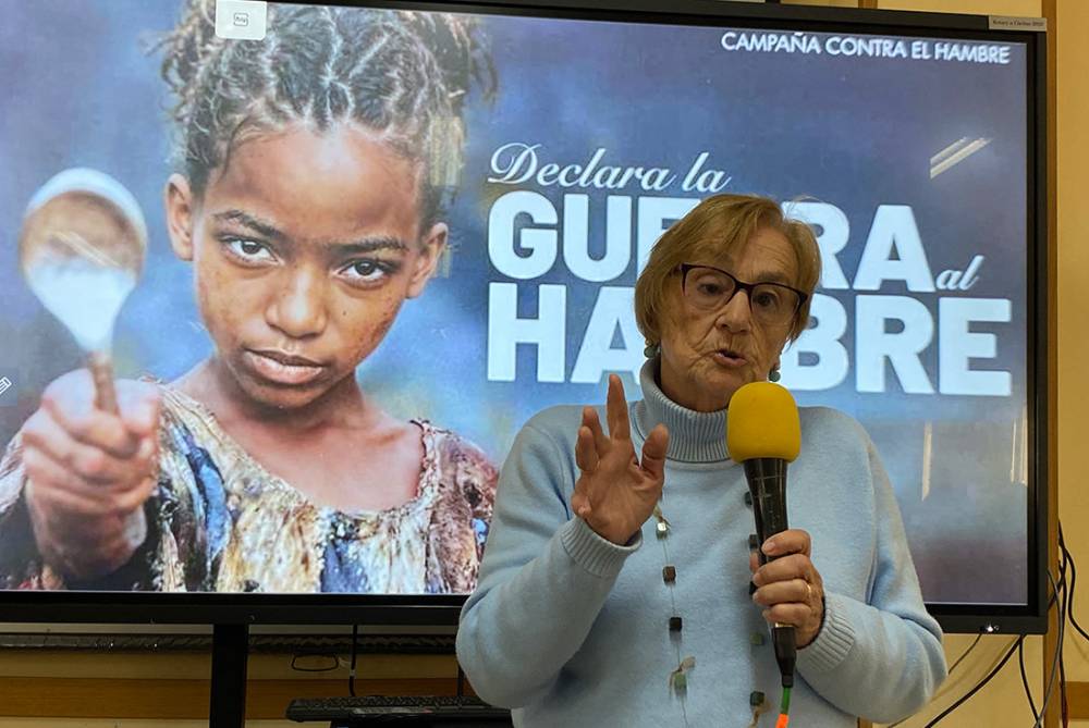 Mans unides per ajudar nens i dones de comunitats rurals de l’Índia