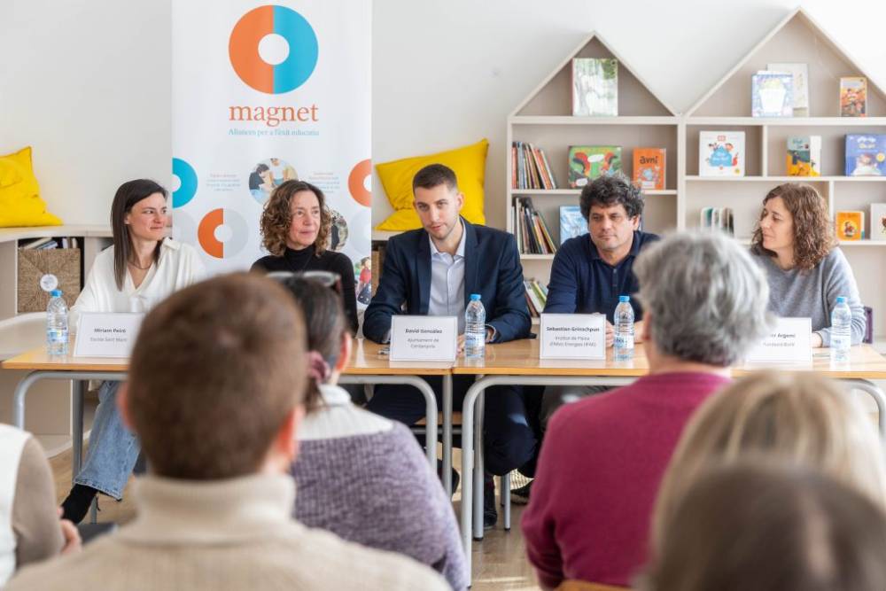 Escola Sant Martí, llegir l’entorn, investigar el món i construir futur de la mà de l’Institut de Física d’Altes Energies de la UAB