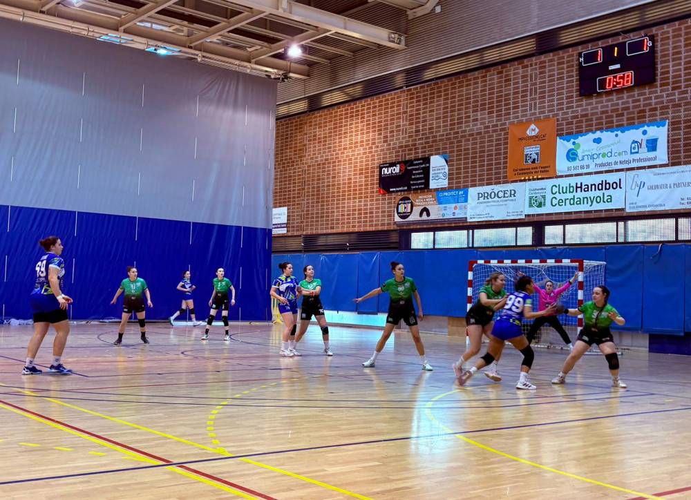 El CH Cerdanyola no pot amb el líder i cauen derrotades per 28-32