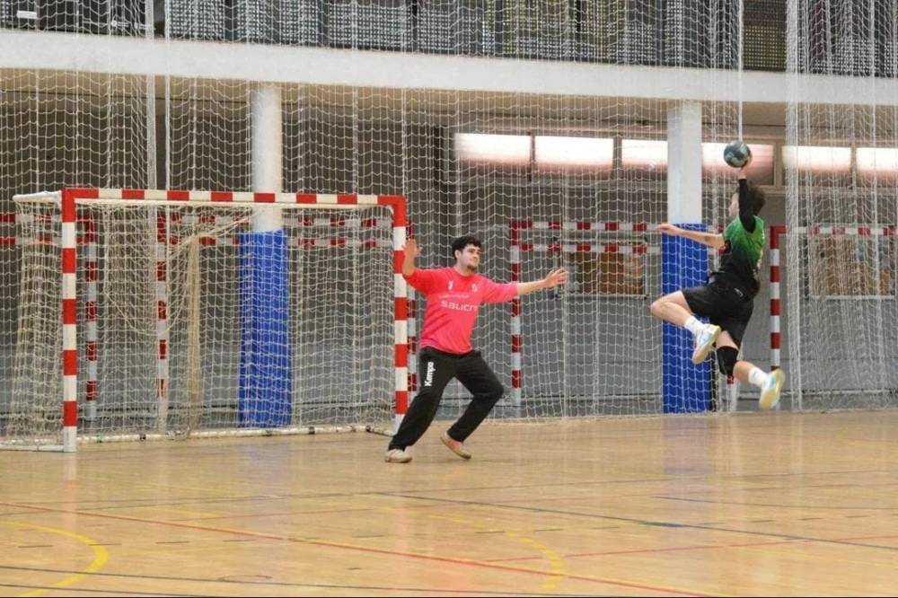 El Cerdanyola assalta Sant Boi amb una victòria de caràcter (32–36)