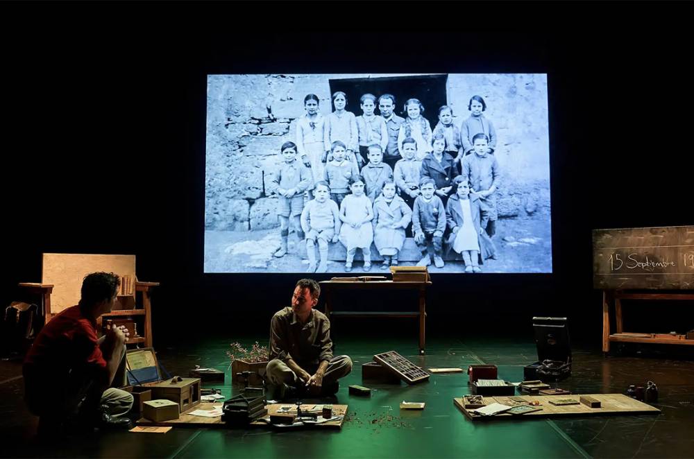 Xavier Bobés: ‘el teatre és una possibilitat d’aprendre històries que no s’han d’oblidar’