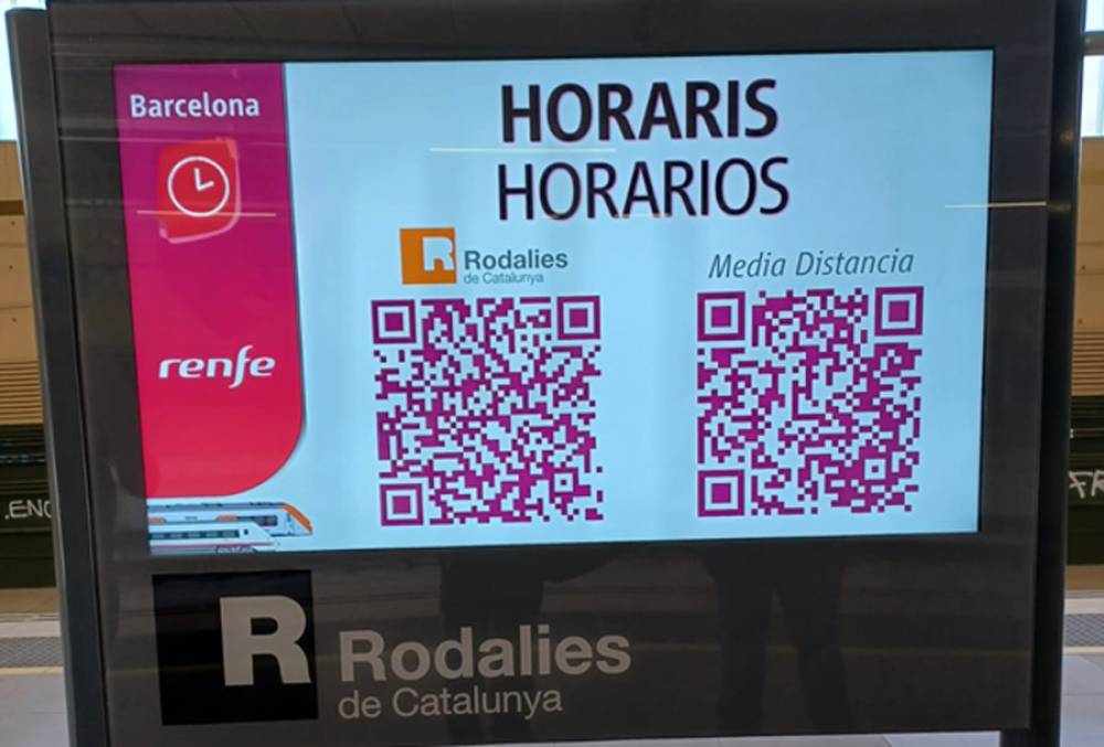 Rodalies canvia el sistema de cartellera informativa a les estacions