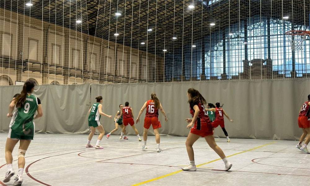 Un Cerdanyola que lluita fins al final cau per la mínima dins la Supercopa (55-54)