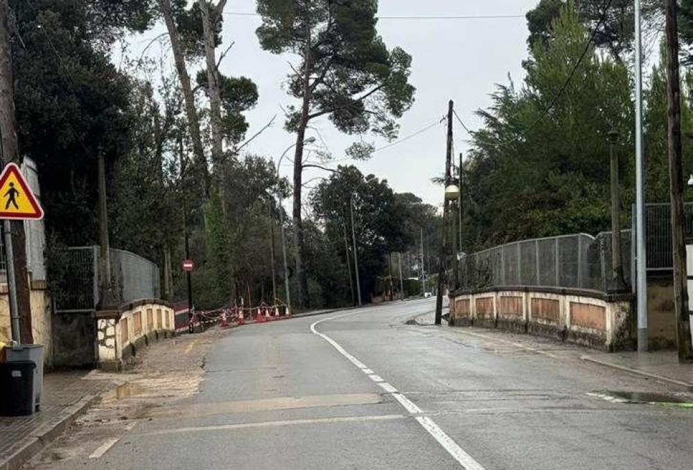 Tall total del pont sobre les vies dels FGC a partir del dilluns 2 de febrer