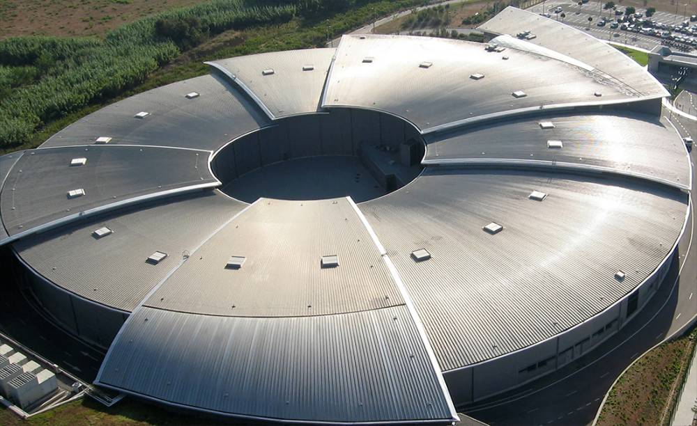 La Generalitat dona una nova empenta a l‘InnoFAB de disseny de xips al Parc de l’Alba