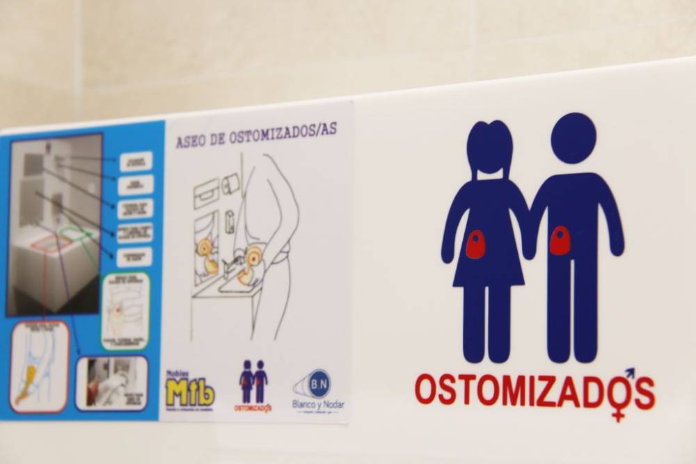 El Parc Taulí millora l’autonomia de les persones ostomitzades amb un nou lavabo adaptat