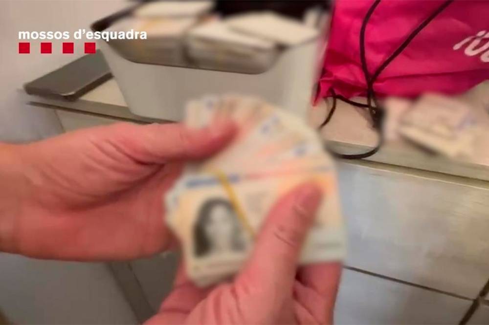 Detingut a Cerdanyola un dels membres d’una banda d’estafes financeres massives amb usurpació d'identitat