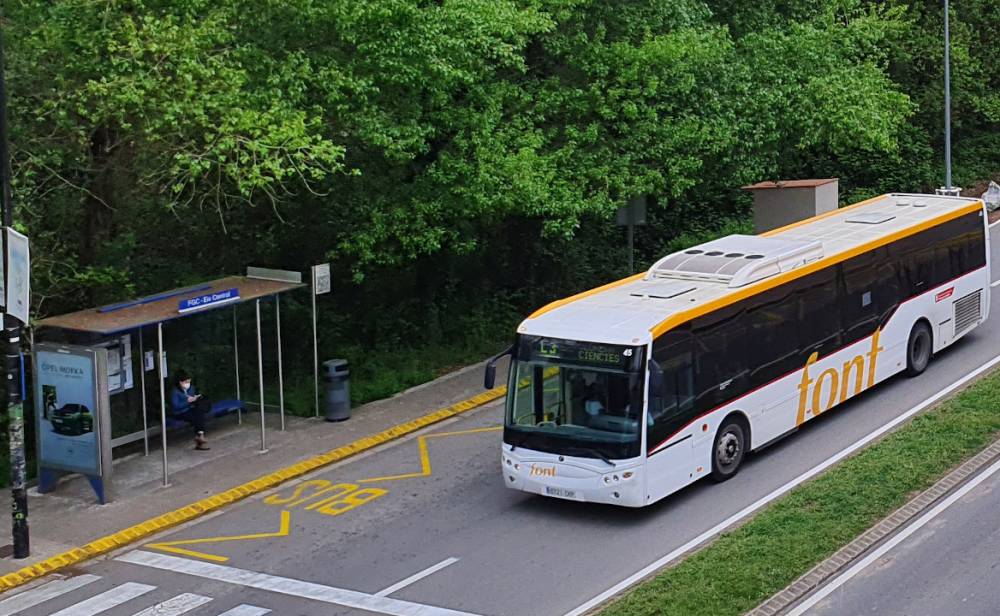 Augmenta l'ús del transport col·lectiu per accedir a la UAB