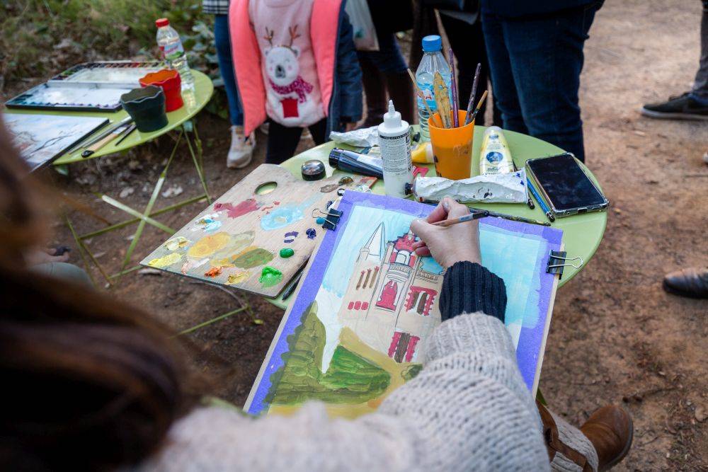 Pintant a 'plein air' a Can Llopis de la mà d'Olga Molina