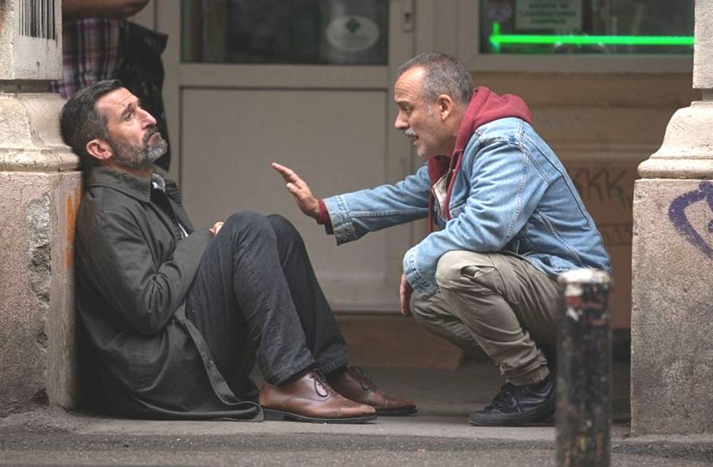 Els Xiscnèfils ens conviden a vitjar per Europa i per l'interior de dos homes colpejats per la vida