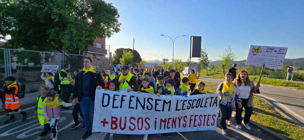Nova acció reivindicativa pel manteniment del bus de l'Escoleta