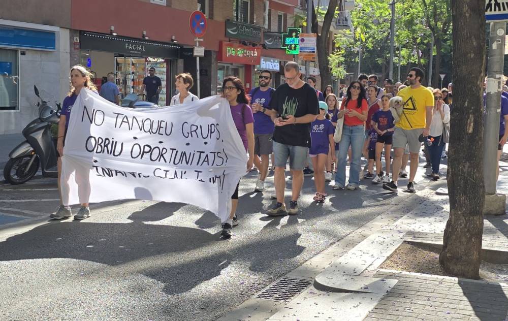 La Sínia manté la protesta contra l'anunciada supressió d'un grup d'i3