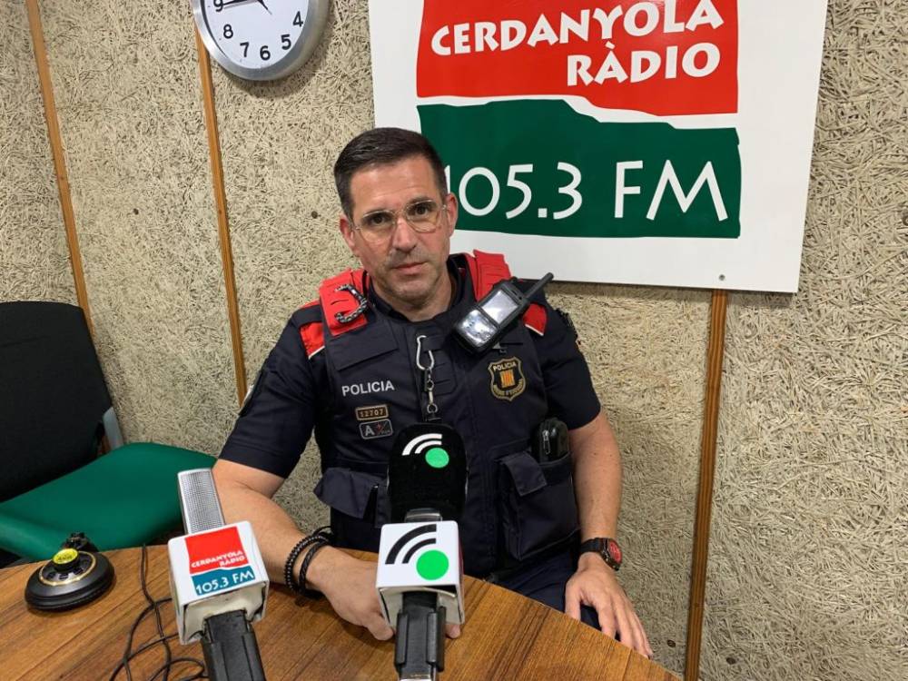 Els Mossos reforcen els consells de seguretat per a la gent gran amb l’arribada de les pagues extres d’estiu