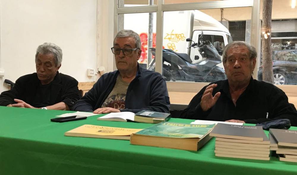 El Casal Popular La Flama acull la presentació del llibre Qui mana al món