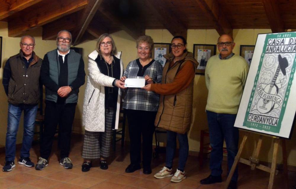 La Casa de Andalucía lliura 1.200 euros a l’Associació de Familiars i Cuidadors de Malats d´Alzheimer