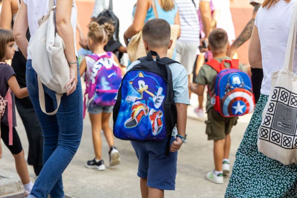 Reunió informativa per a les famílies que han de començar l'escolaritat 2025-2026