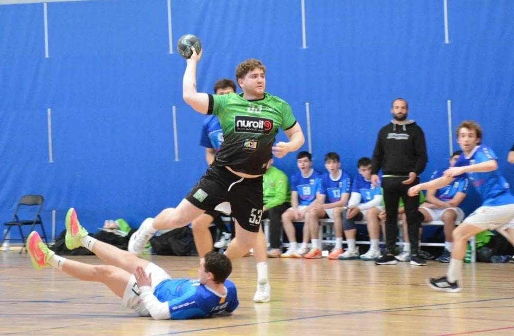 El CH Cerdanyola s’endú un triomf de caràcter davant el Castelldefels en un duel resolt al tram final (24–21)