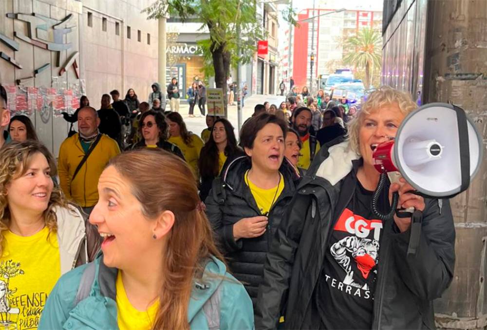 El personal educatiu marxa per reivindicar una escola pública de qualitat i amb recursos