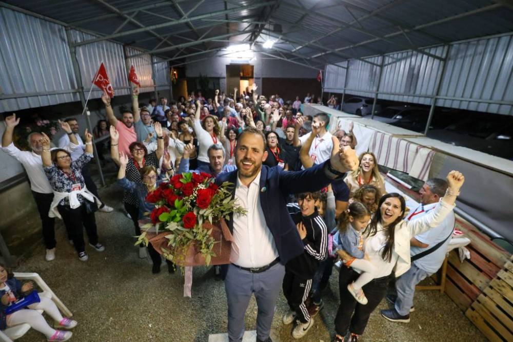 El PSC guanya amb contundència a Cerdanyola i obté la majoria absoluta amb 14 regidors