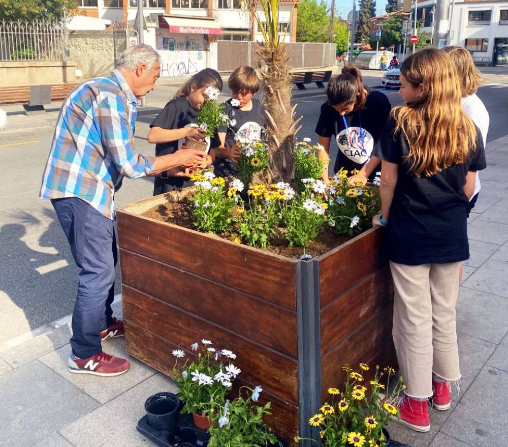 El Consell d'Infants posa en marxa la campanya 'El CIAC posa color a Cerdanyola'