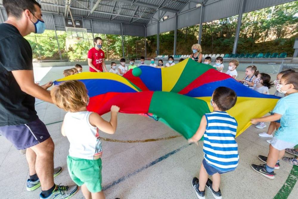 El CEM Can Xarau obre les preinscripcions per al Poliesportiu d’Estiu