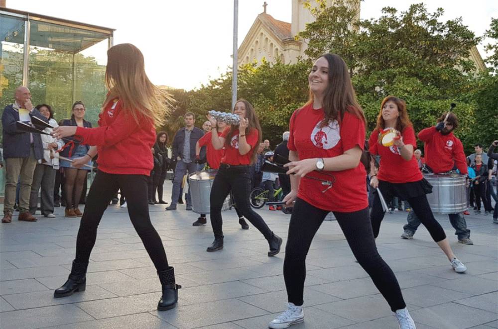 Batúcamela posa ritme a l’Off-Roser amb la setena Estimada de percussions