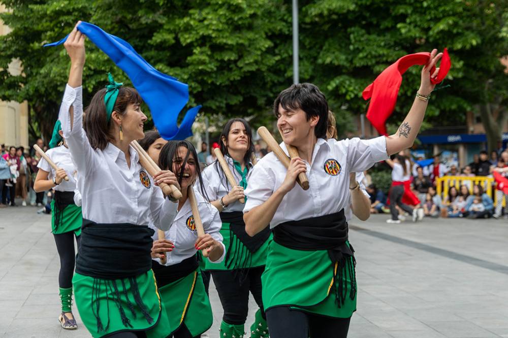 La cultura popular regna al Diumenge del Roser que tanquen 31 FAM i La La Love You
