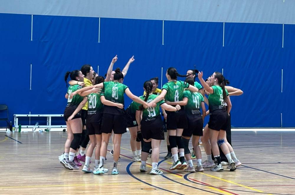 Tot i la derrota per la mínima (24-25), el sènior femení d’handbol assoleix l’ascens a la Lliga catalana Argent
