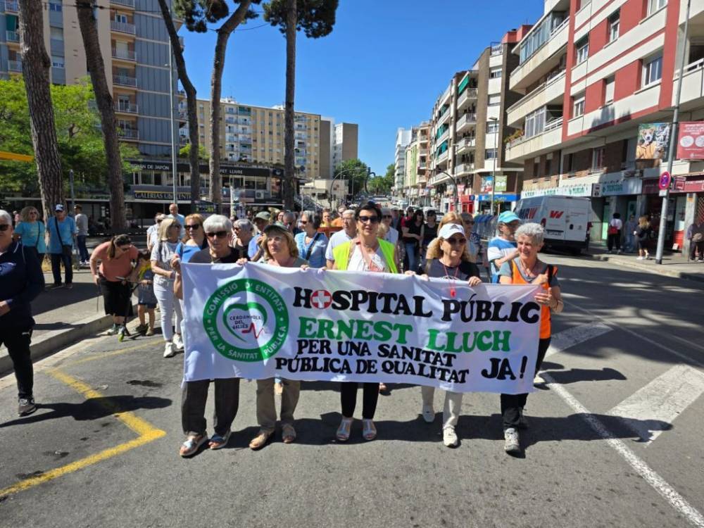 Manifestació en demanda de l'hospital i una millor atenció primària
