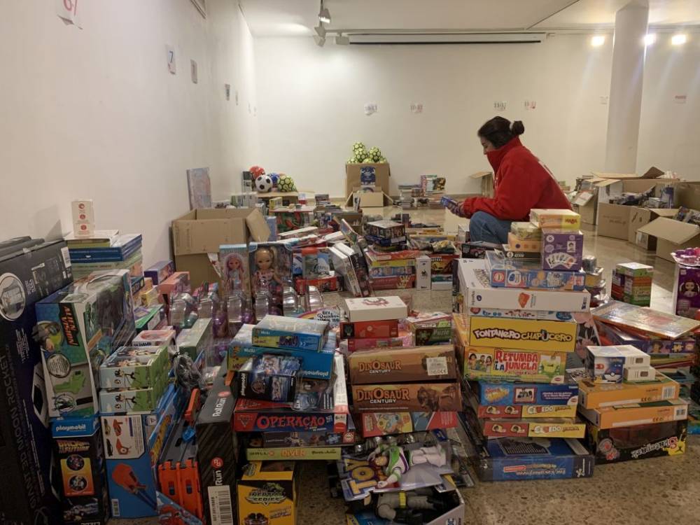 Cerdanyola engega una nova edició de la campanya Una Nit d’Il·lusió per a Tothom