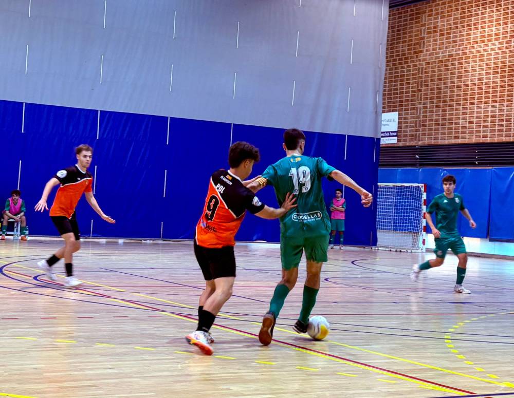 El Cerdanyola treu un punt d’or davant el FS Castellar (4-4)