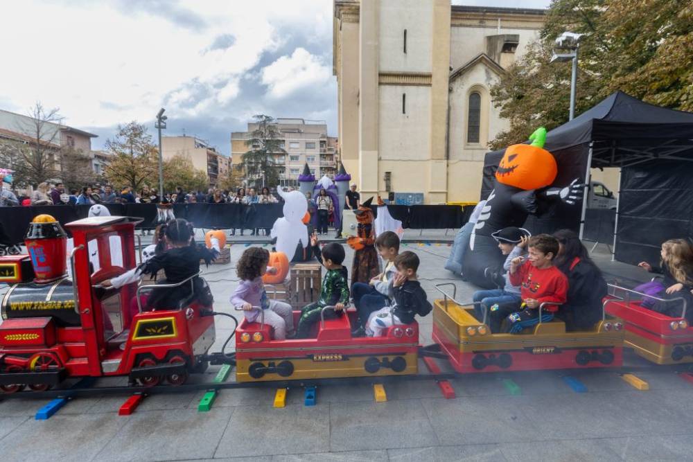 Cerdanyola torna a viure el Castahalloween amb una matinal d’activitats