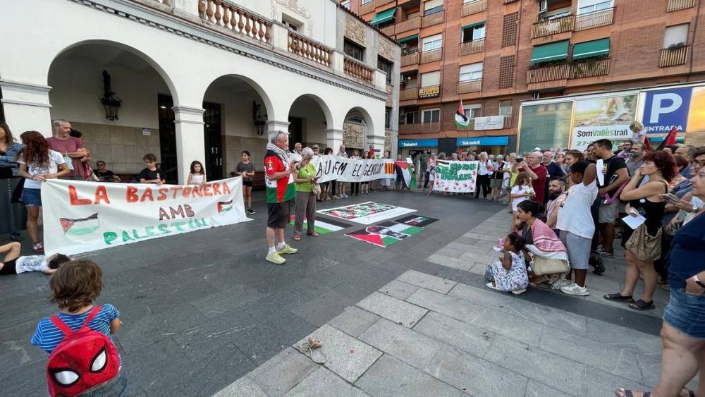 Mobilitzacions a Cerdanyola per la situació a Gaza i la intercepció de la flotilla humanitària