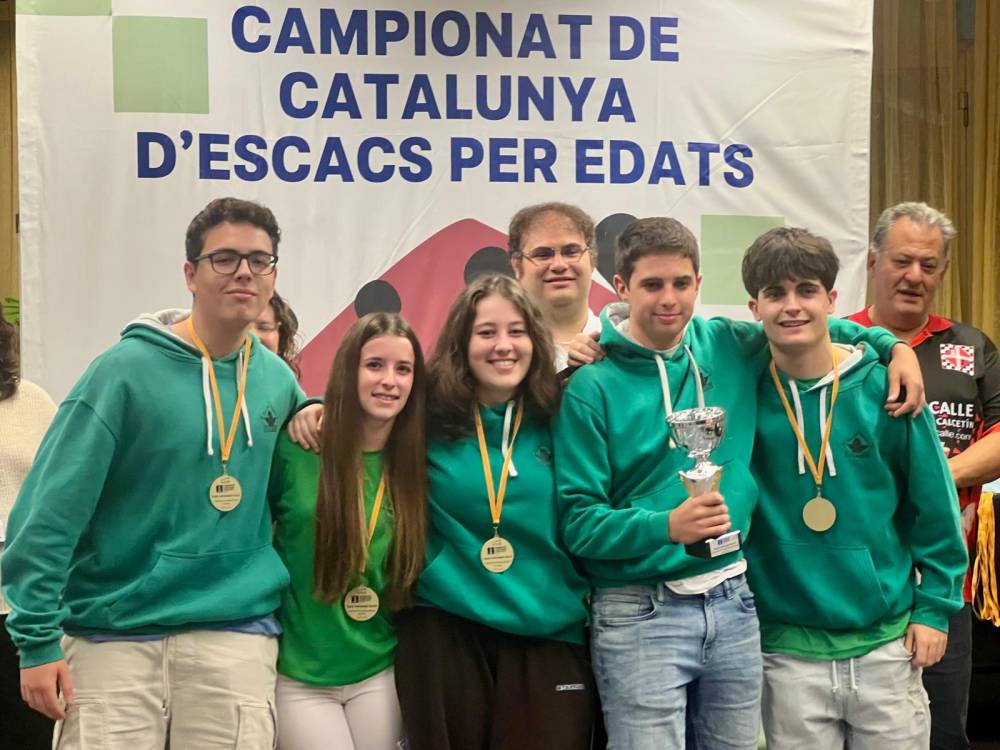 L’equip sub-18 del Club Escacs Cerdanyola sots campió de Catalunya