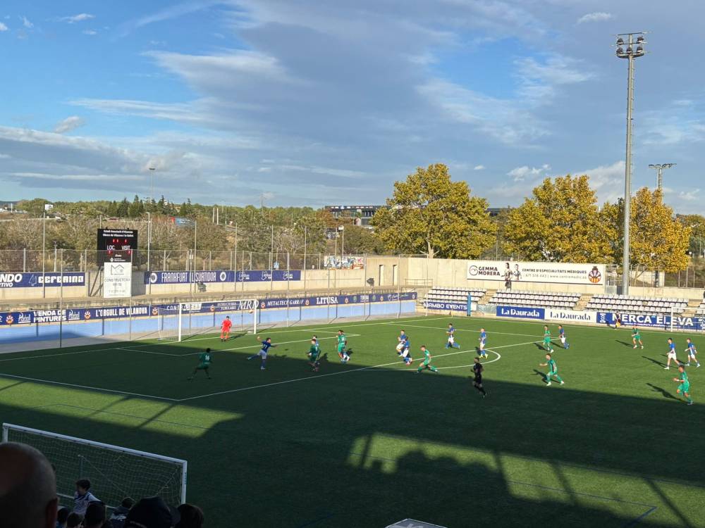 El Cerdanyola FC s’enfonsa davant del CF Vilanova (2-0)