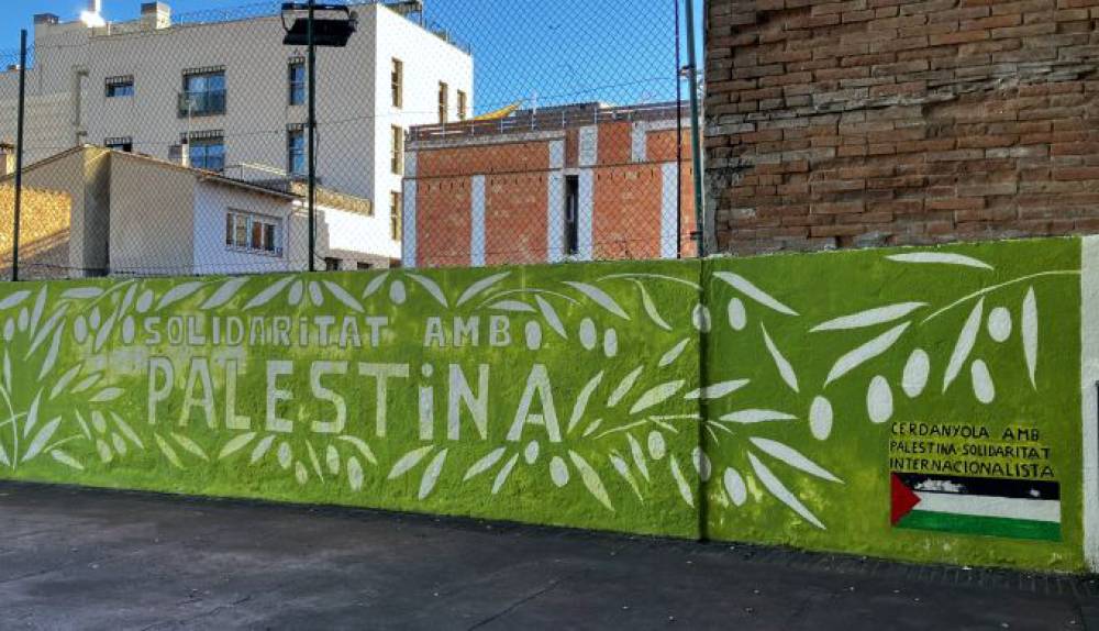 Cerdanyola inaugura el mural en memòria de les víctimes de Palestina